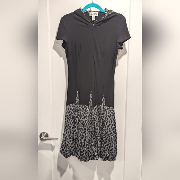 Joseph Ribkoff Dresses & Skirts - Joseph Ribkoff Hooded  Dress